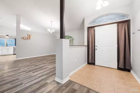 542 Northern Dancer, Crestview, FL 32539 photo 4