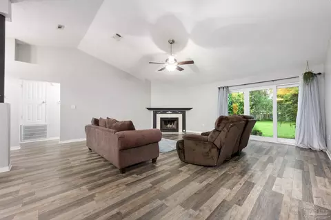 542 Northern Dancer, Crestview, FL 32539 photo 7