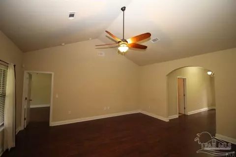 5811 Rustic Ridge Cir, Milton, FL 32570 photo 9