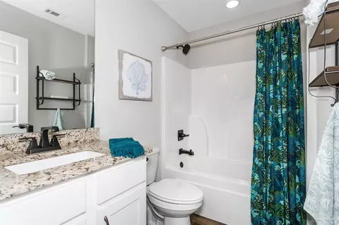 Bath - 7818 Marion Way, Pace, FL 32571 photo 6 of 6