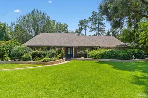 9700 Creek Bridge Cir, Pensacola, FL 32514