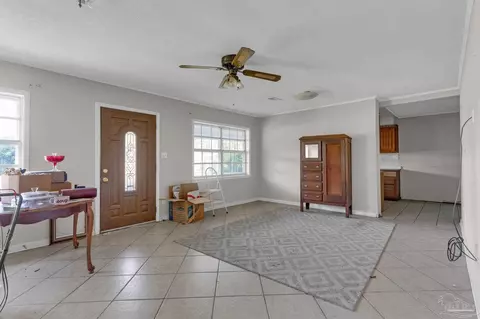 1955 Lansing Dr, Pensacola, FL 32504