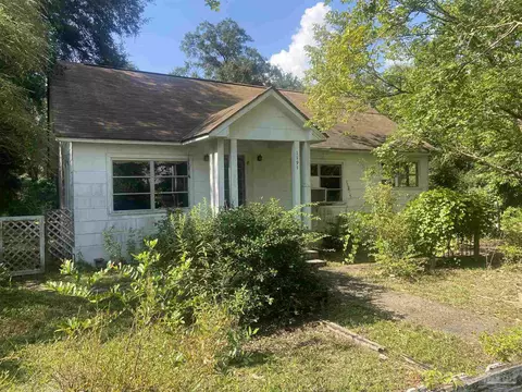 1191 Twin Bridges Rd, Flomaton, AL 36441