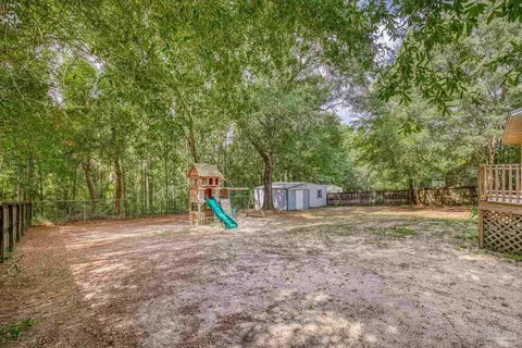 Exterior - 105 Hope Dr, Crestview, FL 32536 photo 8 of 9