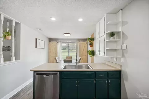Kitchen - 105 Hope Dr, Crestview, FL 32536 photo 3 of 3