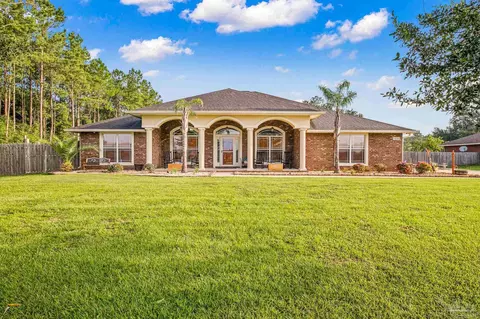 10106 Nichols Lake Rd, Milton, FL 32583