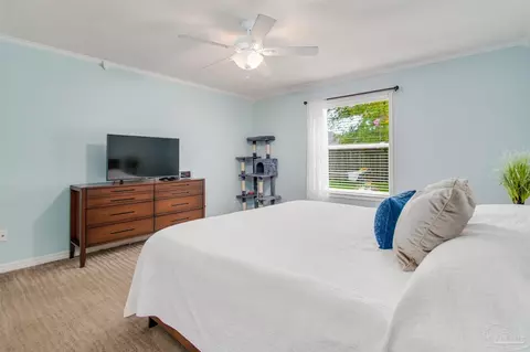 Bedroom - 4878 Hilarita Cir, Pace, FL 32571 photo 3 of 7
