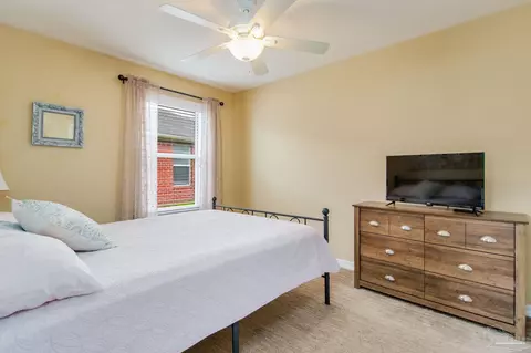 Bedroom - 4878 Hilarita Cir, Pace, FL 32571 photo 7 of 7