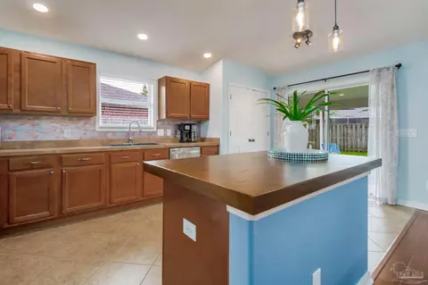 Kitchen - 4878 Hilarita Cir, Pace, FL 32571 photo 1 of 3