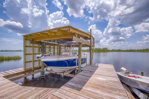5931 Hurst Hammock Rd, Pensacola, FL 32526