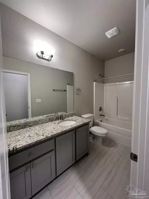 Bath - 5397 Parkside Dr, Pace, FL 32571 photo 4 of 4