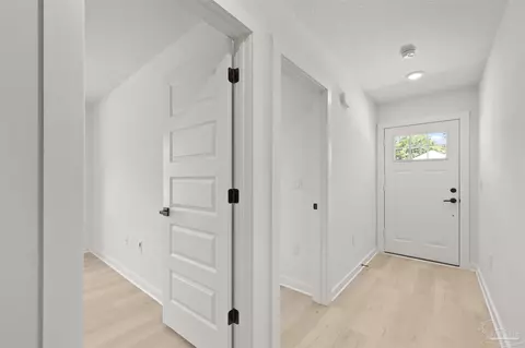 3035 7th Ave, Milton, FL 32583 photo 4