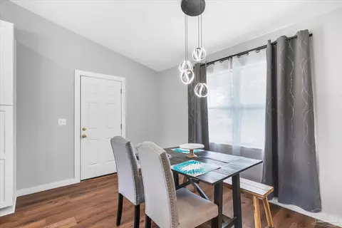 Dining - 5337 Casper Cir, Milton, FL 32570 photo 1 of 1
