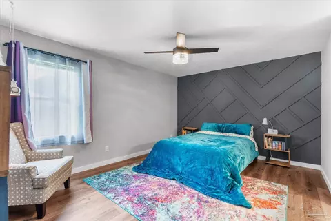 Bedroom - 5337 Casper Cir, Milton, FL 32570 photo 1 of 3