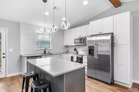 Kitchen - 5337 Casper Cir, Milton, FL 32570 photo 1 of 4