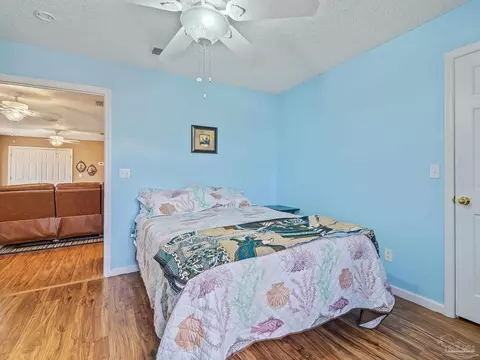 Bedroom - 23281 NW Black Bottom Rd, Altha, FL 32421 photo 4 of 4