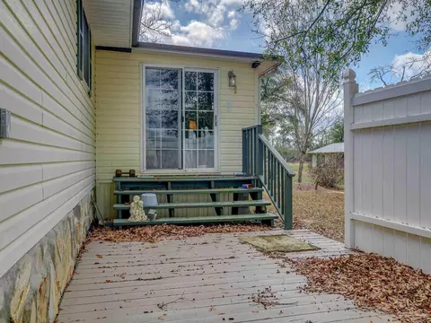 Exterior - 23281 NW Black Bottom Rd, Altha, FL 32421 photo 5 of 12
