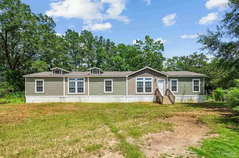 10390 Hwy 97, Mcdavid, FL 32568