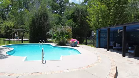 3375 Robinson Point Rd, Milton, FL 32583 photo 43