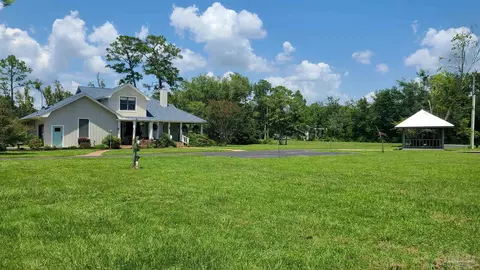 3375 Robinson Point Rd, Milton, FL 32583 photo 2
