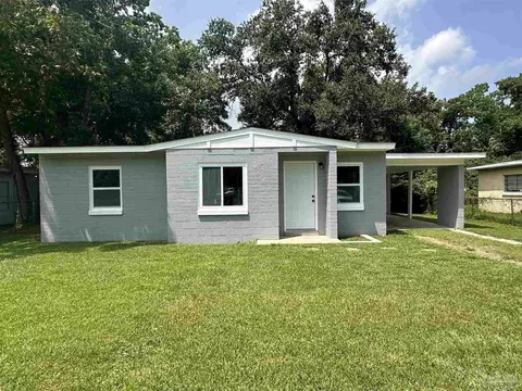 32 Besma Dr, Pensacola, FL 32506