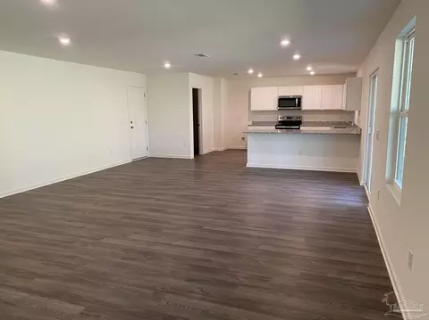 Living - 9263 Three Hollow Rd, Jay, FL 32565 photo 2 of 2