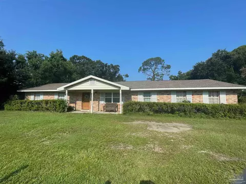 8905 Arcadia Rd, Pensacola, FL 32534