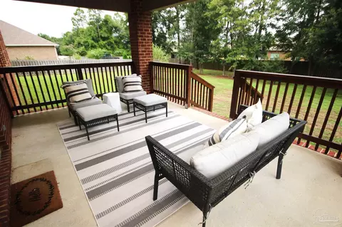 Exterior - 2608 Gemstone Cir, Pace, FL 32571 photo 6 of 7