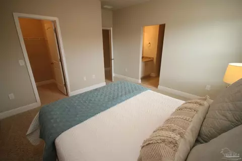 Bedroom - 2608 Gemstone Cir, Pace, FL 32571 photo 4 of 6