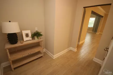 Entry Way - 2608 Gemstone Cir, Pace, FL 32571 photo 4 of 6