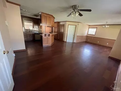 4780 Keyser Ln, Pace, FL 32571 photo 9