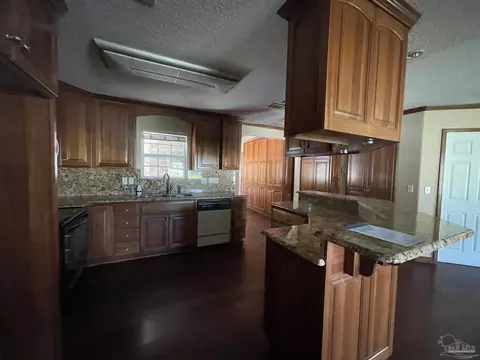 4780 Keyser Ln, Pace, FL 32571 photo 13