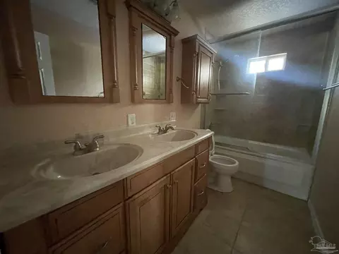 4780 Keyser Ln, Pace, FL 32571 photo 5