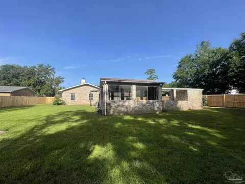 4780 Keyser Ln, Pace, FL 32571 photo 2