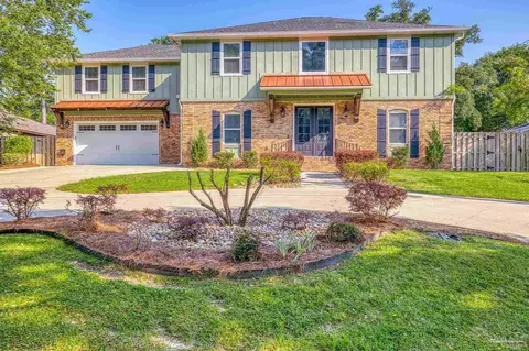 8925 Scenic Hills Dr, Pensacola, FL 32514