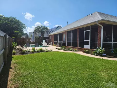 Exterior - 4115 Lancaster Gate Dr, Pace, FL 32571 photo 7 of 11