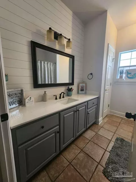 Bath - 4115 Lancaster Gate Dr, Pace, FL 32571 photo 1 of 10