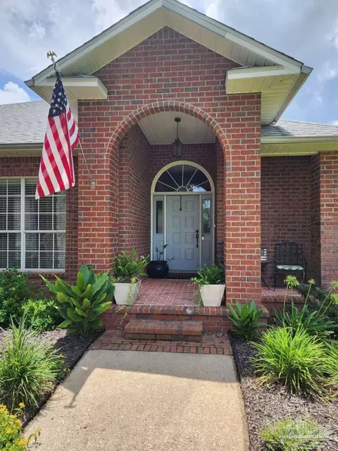 Exterior - 4115 Lancaster Gate Dr, Pace, FL 32571 photo 4 of 11