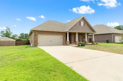 Exterior - 5972 Rustic Ridge Cir, Milton, FL 32570 photo 2 of 8