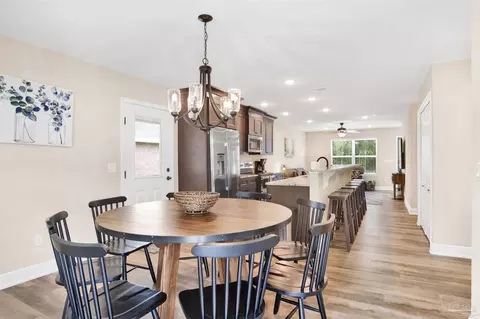 2959 N 11th Ave, Milton, FL 32583 photo 8