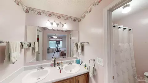 5633 Dove Dr, Pace, FL 32571 photo 10