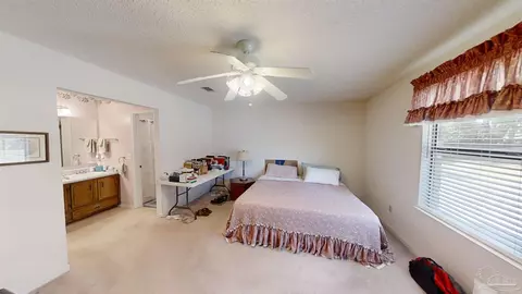 5633 Dove Dr, Pace, FL 32571 photo 8