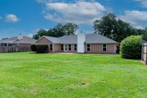 Exterior - 5328 Stiles Ln, Pace, FL 32571 photo 6 of 7