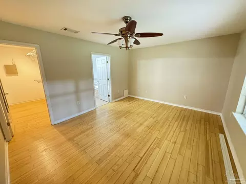 Bedroom - 4768 Shell Rd, Milton, FL 32583 photo 1 of 3