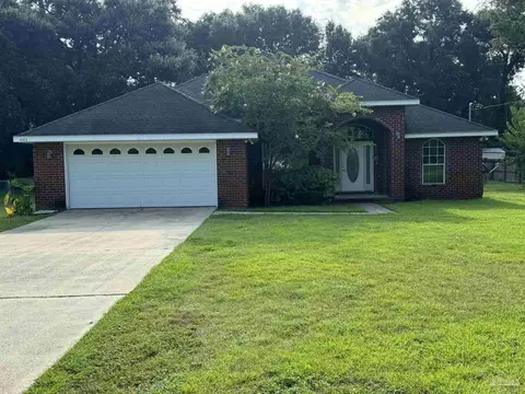 Exterior - 4768 Shell Rd, Milton, FL 32583 photo 4 of 5