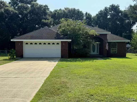 4768 Shell Rd, Milton, FL 32583