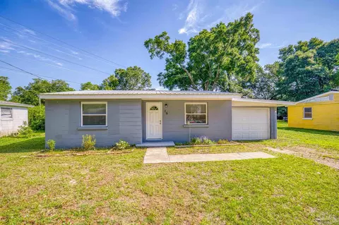 16 W Todd Dr, Pensacola, FL 32503