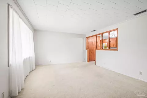 408 E Park Ln, Cantonment, FL 32533 photo 7