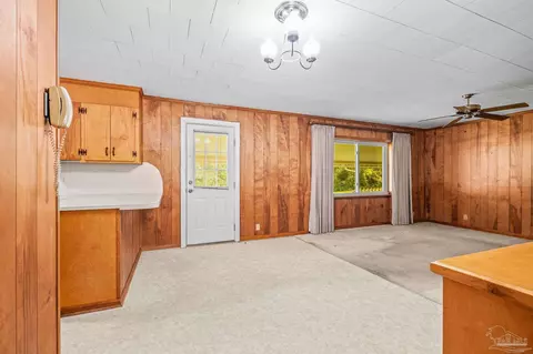 408 E Park Ln, Cantonment, FL 32533 photo 9