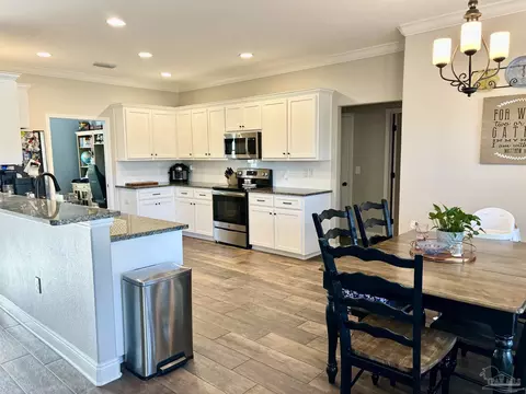 5881 W Cambridge Way, Pace, FL 32571 photo 8